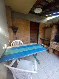 Suíte no Condomínio Itamambuca - Muito Perto da Praia !!!