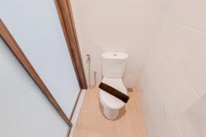 Wonderful Studio Apartment at Sky House Alam Sutera By Travelio