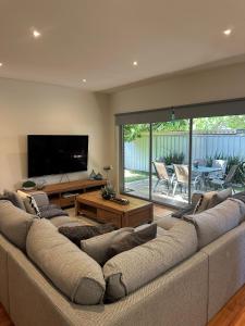 Lbarza Delightful 3BR Central Townhouse with courtyard - Apartmány, Shepparton
