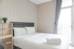 Nice and Elegant Studio at 9th Floor Ciputra International Apartment By Travelio