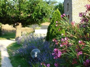 Hotels Domaine De La Grange Neuve : photos des chambres