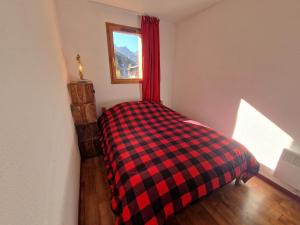 Appartement cosy 3 pièces, 6 pers à 100m des pistes, balcon sud, casier à skis - FR-1-265-372