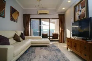 Petronella Apartment C1 Marina Court - 加亚岛