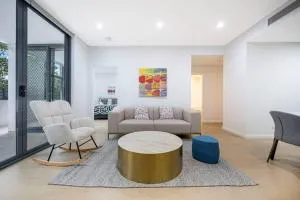 Central Eastwood 3BR - Close to Shops & Transport - Dundas Valley