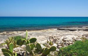 Awesome Home In Marina Di Modica