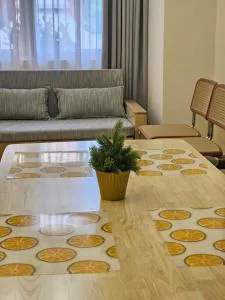 A Retro Style One Bedroom - Canlalay