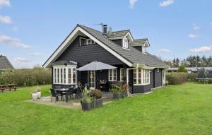 Holiday Home Tyttebærvej Tarm Iv