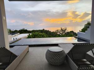 Harmony Villa, piscine privée à débordement vue mer !