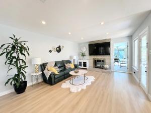 Relaxing 3-room Apartment with yard pool, Near Santana Row
