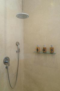 Zango - Fieldside Luxe 4BR Villa in Ubud