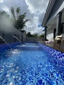 SinggahTamu Private Pool Retreat Unit 1 - Kampong Kijing