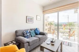 Escape Between Land And Sea Marsalforn - Happy Rentals - Qbajjar