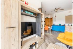 Escape Between Land And Sea Marsalforn - Happy Rentals