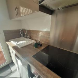 Petit Paradis Hyper Centre Sanary 3 chambres Parking Clims Wifi Terrasse