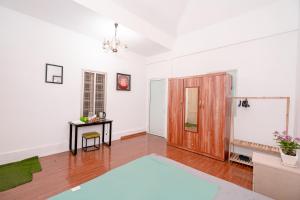 Phòng Giường Đôi Có Phòng Tắm Riêng (Double Room with Private Bathroom)
