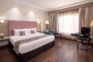 Nidhivan Sarovar Portico Vrindavan