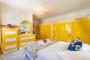 Pacos Resort Holiday Flats