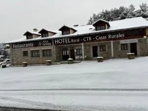 ALTOGREDOS Hotel Rural y apartamentos turísticos - Navarredonda de Gredos