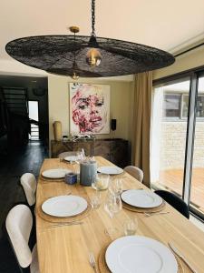 Villas Superbe villa Ty Tabarly, jacuzzi, salle de cinema : photos des chambres