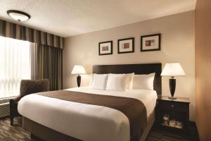 Radisson Hotel Louisville North