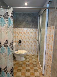 Comfy room in Wat Baan Fhon