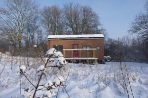 Tiny House Les Jours Heureux Sejour nature pres de Dinant et des Lacs de l Eau d Heure
