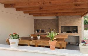Beautiful Apartment In Biograd With Wifi 