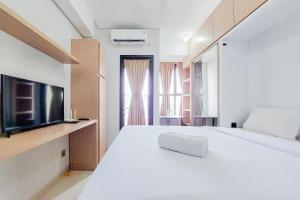 Best Price and Homey Studio Transpark Bintaro Apartment By Travelio