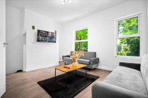 Apartment 1 Bedroom Sleeps6 Parking