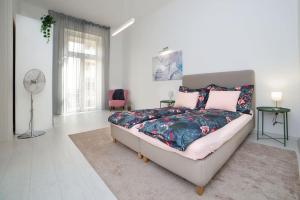 Spacious Apartment nearby Parliament