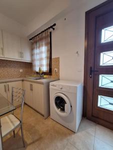 D and D Home Alonissos