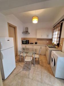 D and D Home Alonissos