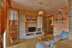 Rustico Massimo - Theater Home