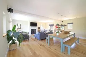 Contemporary Cottage & Garden in Dorset - Shillingstone