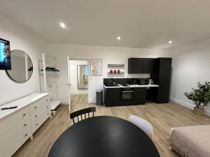 Acapulco, studio spacieux rénové