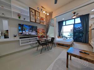 The Shore KK city center by Meetsty
