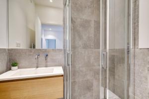 156 Suite Marlene - Superbe Appartement à Paris.