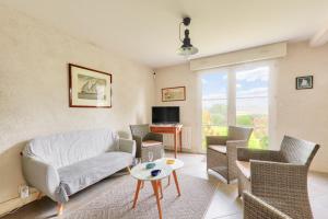 Maisons de vacances Grande maison vue riviere pour 8 a St Philibert : photos des chambres