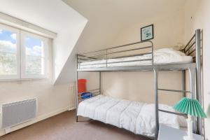 Maisons de vacances Grande maison vue riviere pour 8 a St Philibert : photos des chambres