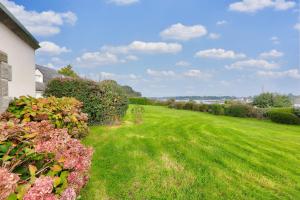 Maisons de vacances Grande maison vue riviere pour 8 a St Philibert : photos des chambres