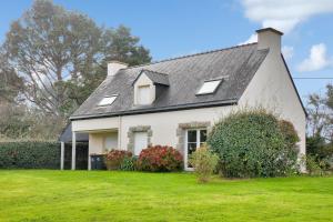 Maisons de vacances Grande maison vue riviere pour 8 a St Philibert : Maison de Vacances