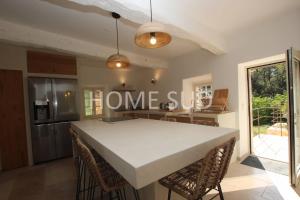 Votre splendide mas de pierre à la campagne, entièrement rénové