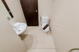 Simply Look Studio Atria Residence Gading Serpong Apartment By Travelio