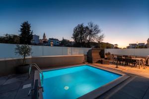 Casa Jugo by Briskva