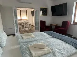 Marosmenti Vendégház - Nădab