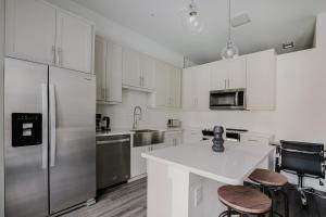 Blueground Highland 1bd apartment ATX-277