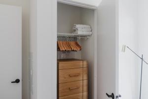 Blueground First Hill 1bd apartment SEA-790