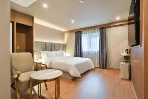 Deokcheon Den Basta Hotel - 昌原市