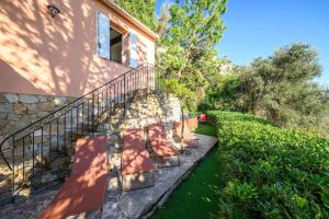 Villas LA VILLA avec vue panoramique sur la Mer - Parking prive - Jacuzzi : photos des chambres