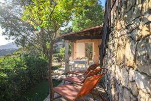 Villas LA VILLA avec vue panoramique sur la Mer - Parking prive - Jacuzzi : photos des chambres